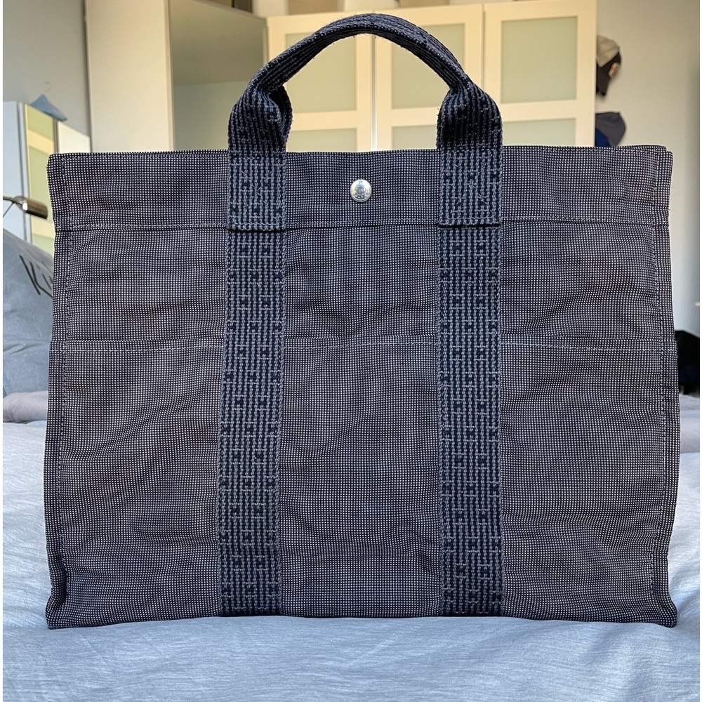 SOLD Authentic Hermes Yale Line Her MM Tote EUC